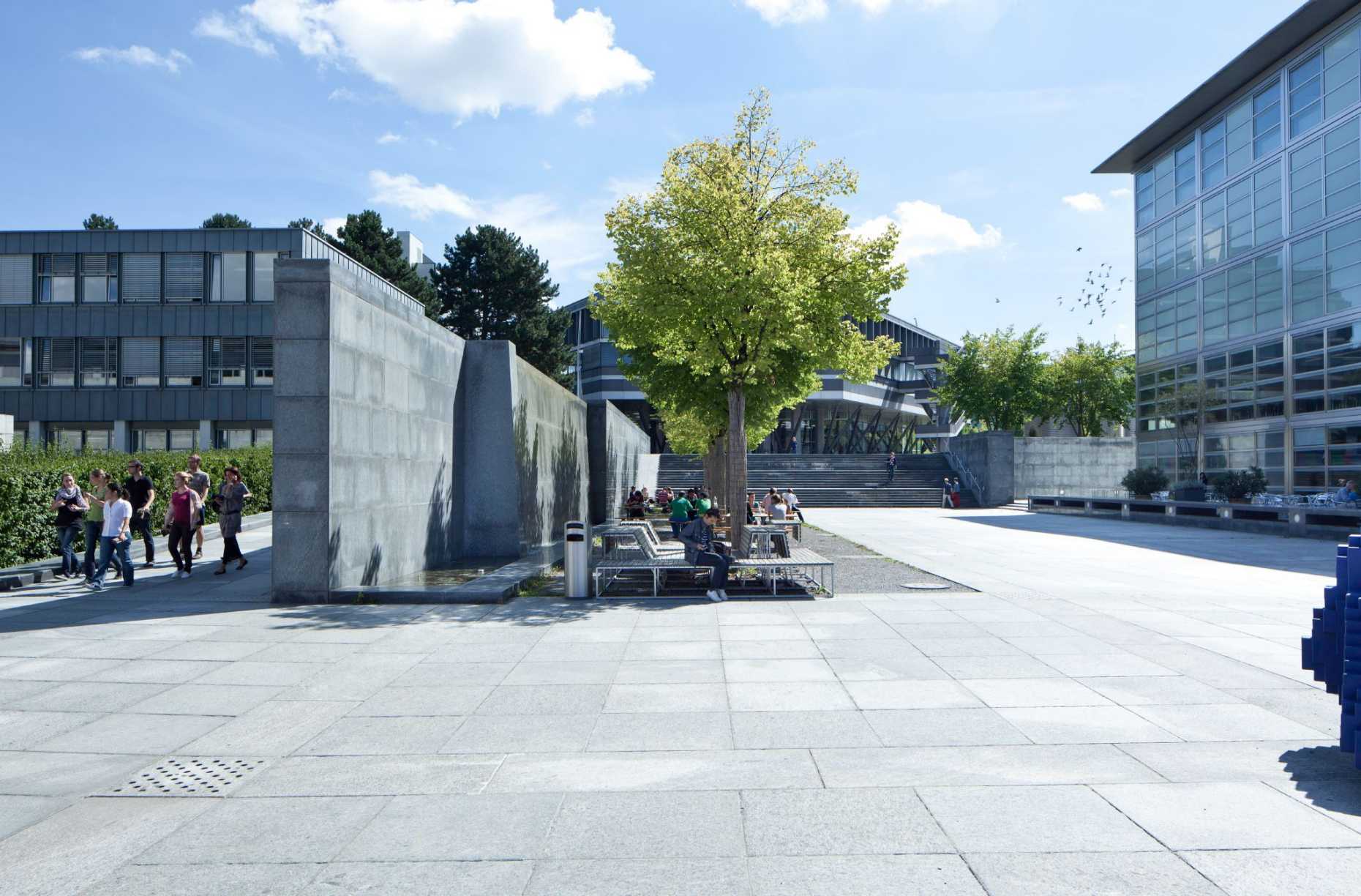 Enlarged view: Joseph von-Deschwanden-Square, ETH Zurich
